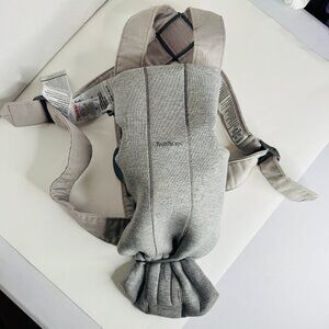 BabyBjorn Mini Carrier Light Grey Adjustable Oeko-Tex 021072-US 0-12 Months 7-24